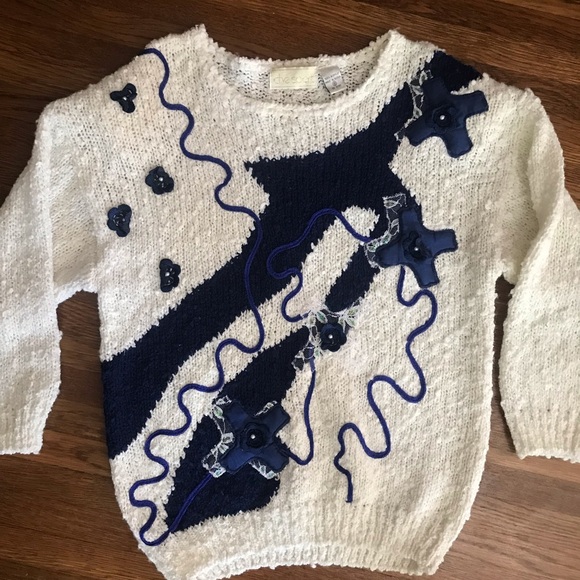 vintage 80s popcorn sweater S M white blue shoulder pads slouchy - Picture 2 of 5